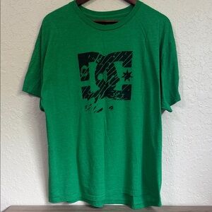 DC Men's Vibrant Green Logo Tee